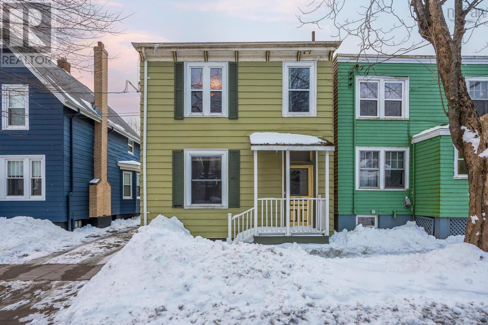 6180 Allan Street, Halifax, Nova Scotia  B3L 1G6 - Photo 1 - 202403373