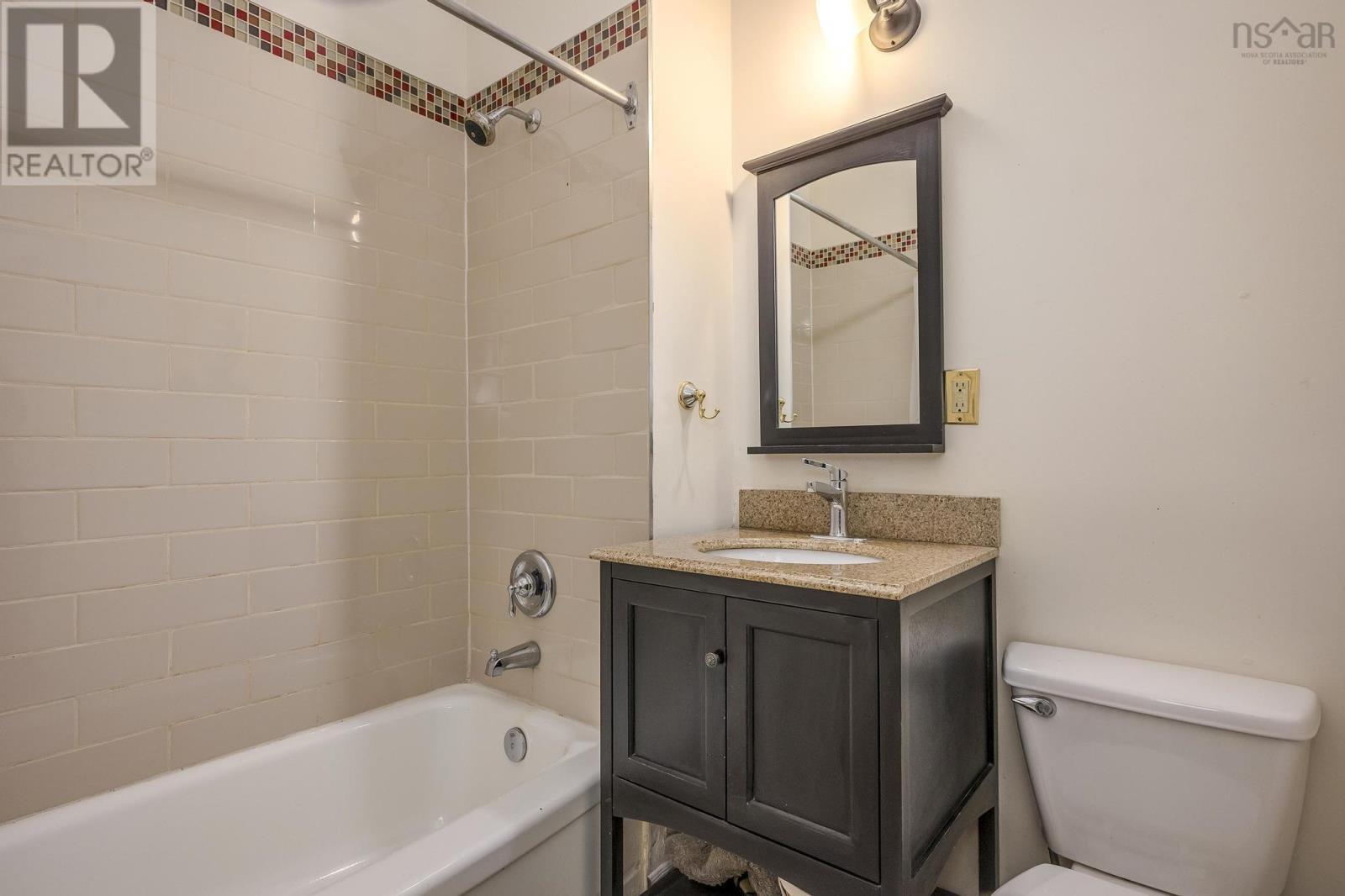 6180 Allan Street, Halifax, Nova Scotia  B3L 1G6 - Photo 14 - 202403373