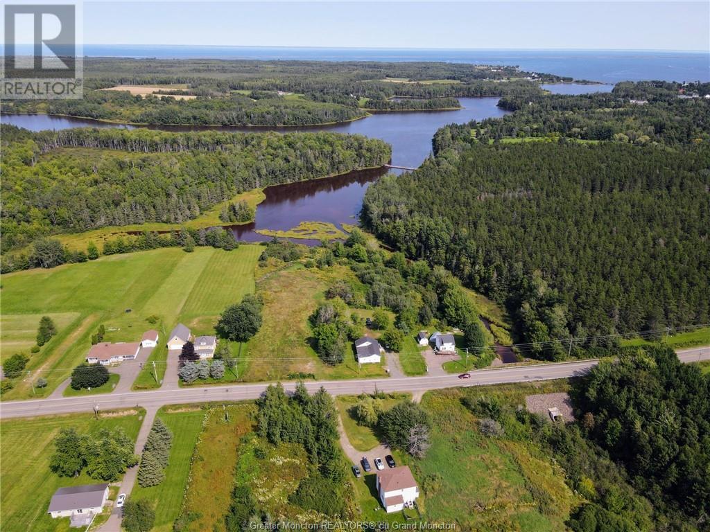 86 Evangeline, Bouctouche, New Brunswick  E4S 3E5 - Photo 8 - M157583