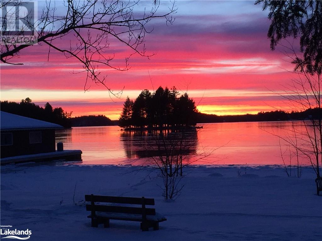 1037 MILFORD BAY Road, MILFORD BAY, Ontario One Percent Realty Ltd