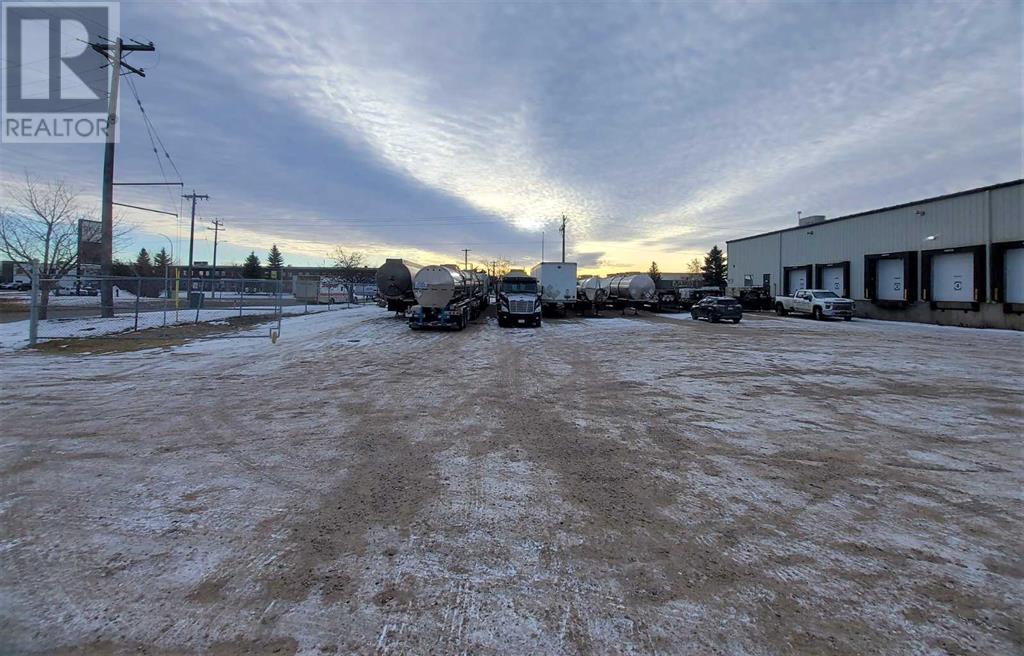 8004 Edgar Industrial Green, Red Deer, Alberta  T4P 3S2 - Photo 16 - A2096065