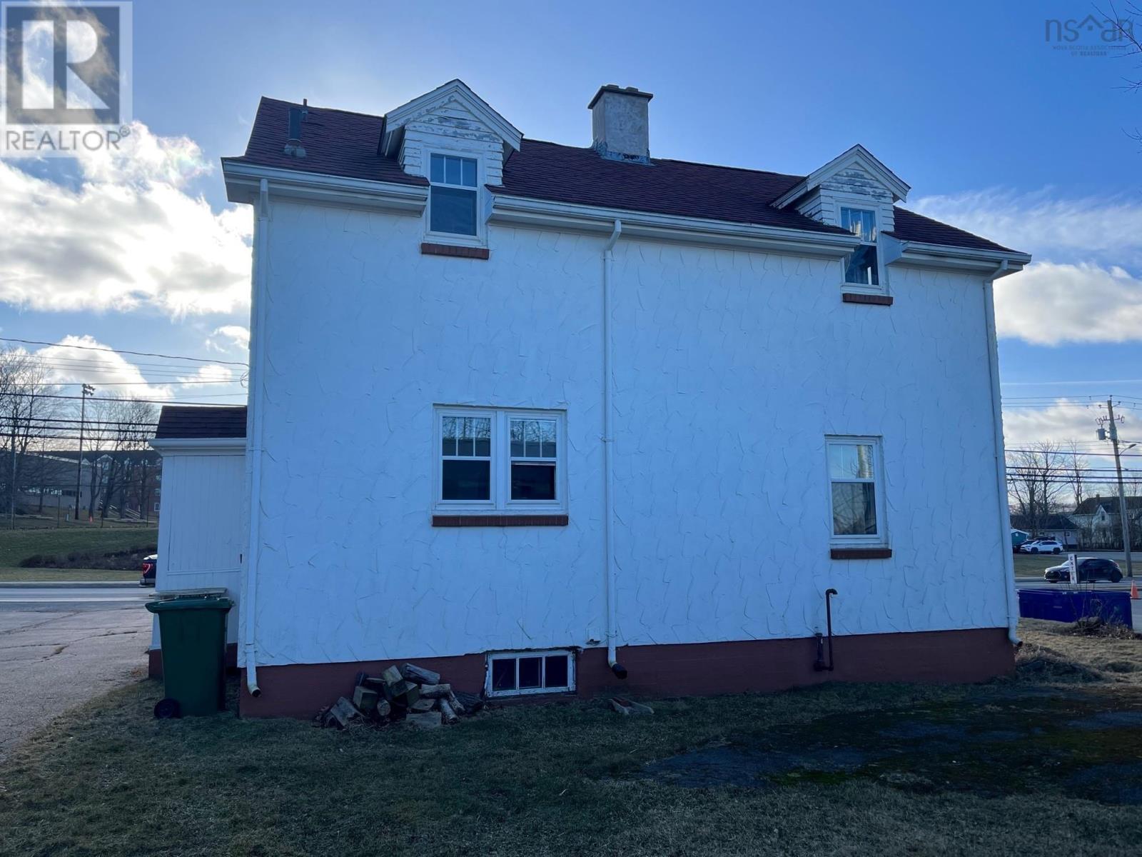 29 & 31 Pictou Road, Bible Hill, Nova Scotia  B2N 2R9 - Photo 2 - 202403407