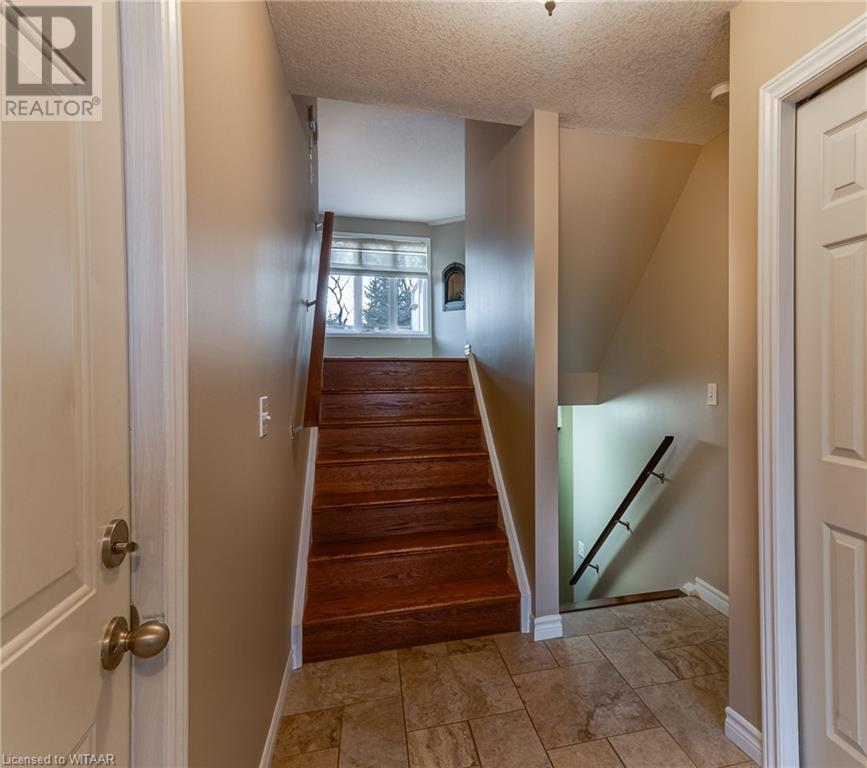 176 Ferguson Drive Drive Unit# 16, Woodstock, Ontario  N4V 0C6 - Photo 6 - 40543953