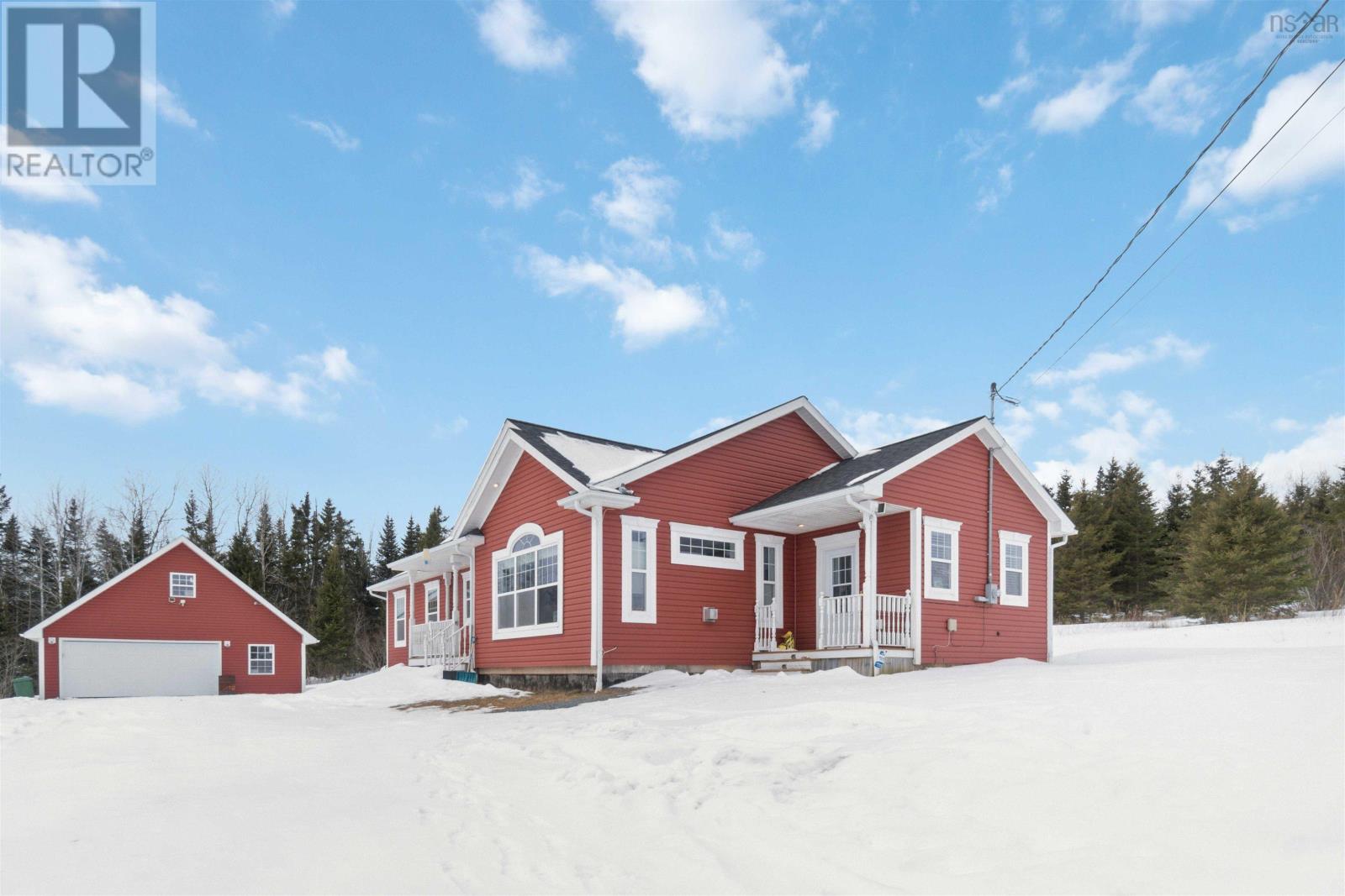 429 St Andrews Street, Stewiacke, Nova Scotia  B0N 2J0 - Photo 2 - 202403405