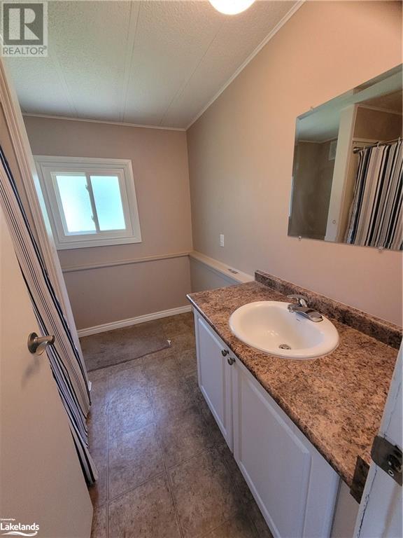 5263 Elliott Side Road Unit# 90, Tay, Ontario  L4R 4K3 - Photo 20 - 40543198
