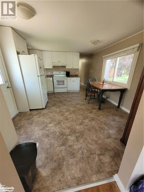 5263 Elliott Side Road Unit# 90, Tay, Ontario  L4R 4K3 - Photo 7 - 40543198
