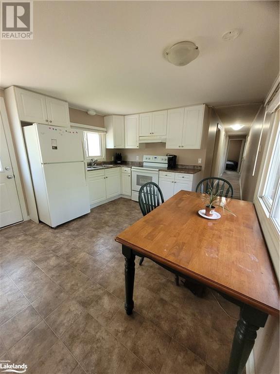 5263 Elliott Side Road Unit# 90, Tay, Ontario  L4R 4K3 - Photo 9 - 40543198