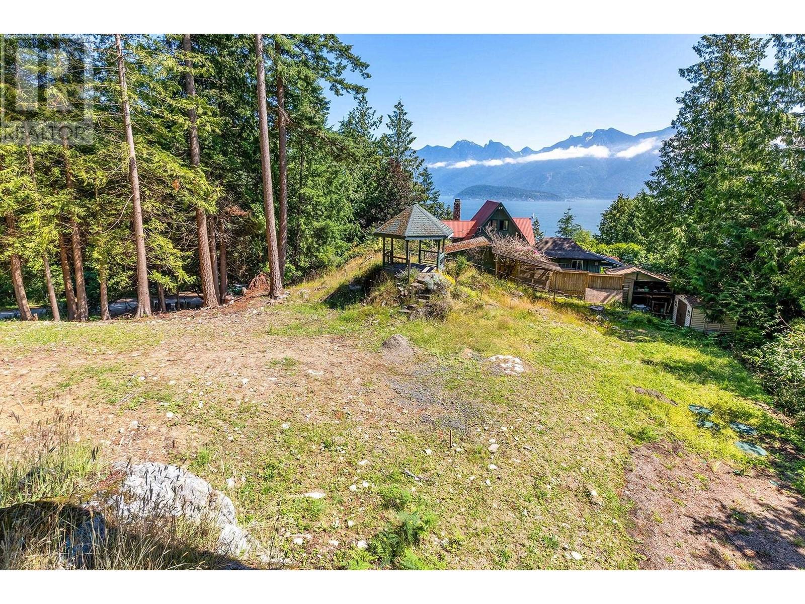 279 Jason Road, Bowen Island, British Columbia  V0N 1G1 - Photo 3 - R2852753