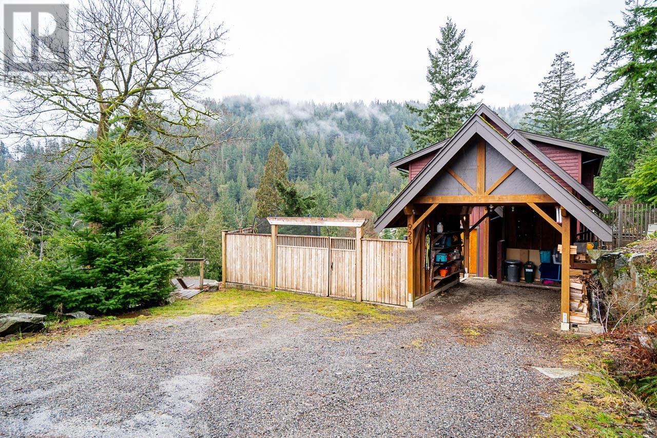 923 Elrond's Court, Bowen Island, British Columbia  V0N 1G1 - Photo 24 - R2852798