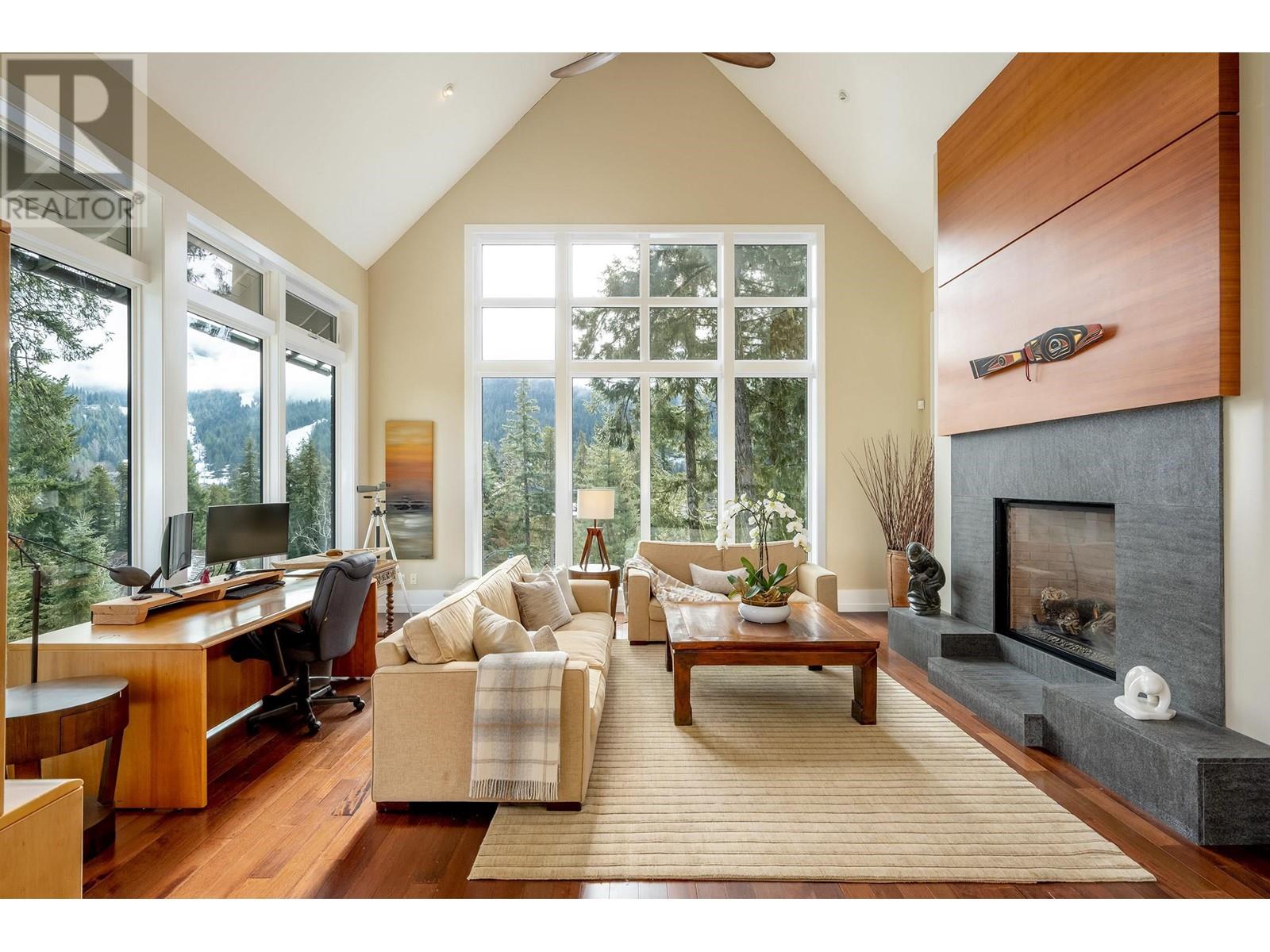 5204 Jordan Lane, Whistler, British Columbia  V8E 1J5 - Photo 1 - R2852804
