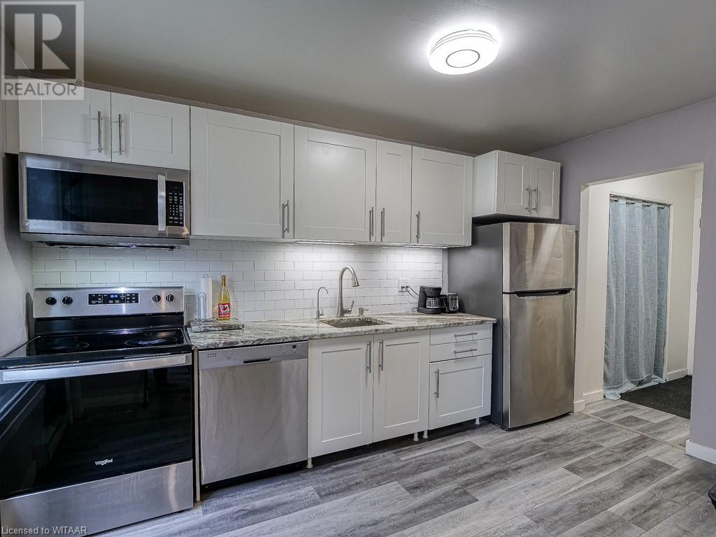292 Traynor Avenue Unit# 6, Kitchener, Ontario  N2C 1W8 - Photo 1 - 40545655