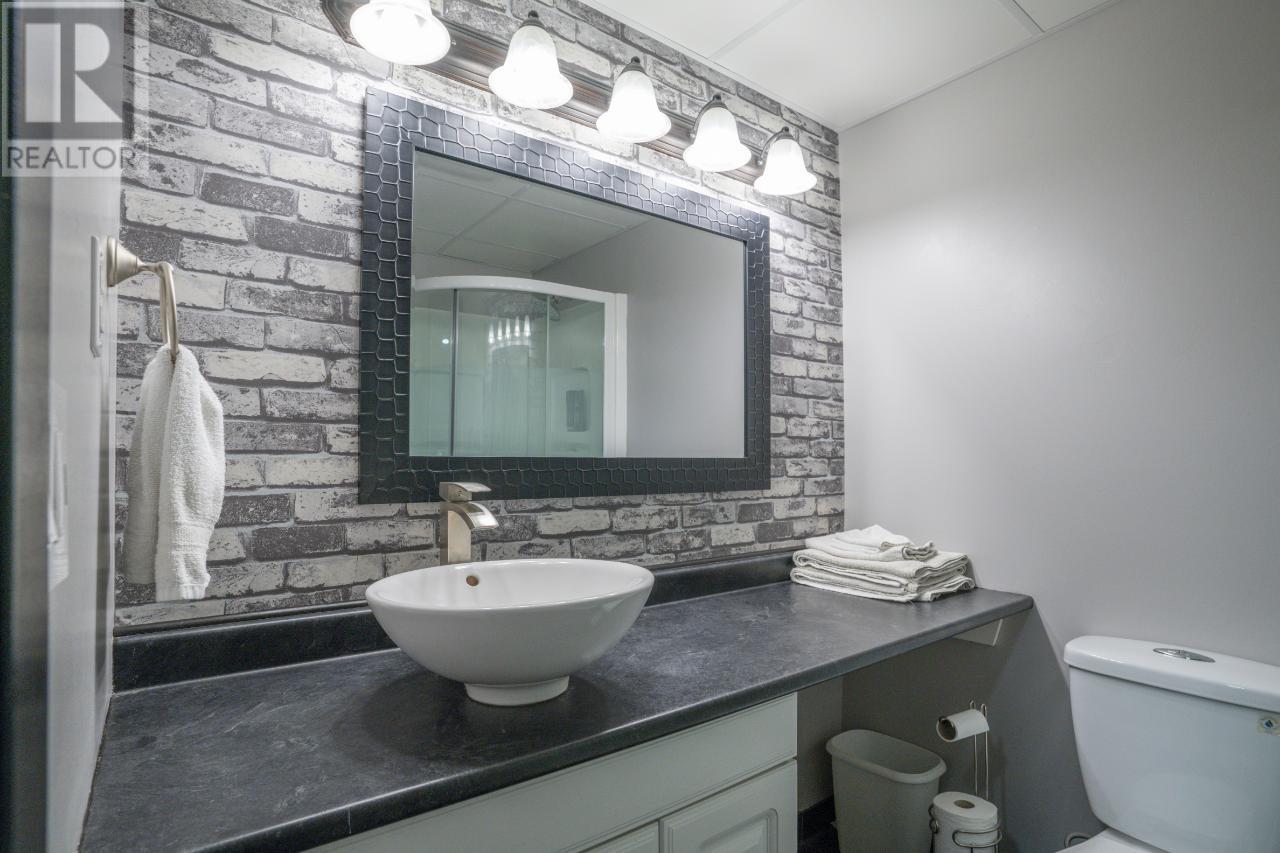 80-1950 Braveview Place, Kamloops, British Columbia  V1S 1R8 - Photo 8 - 176880