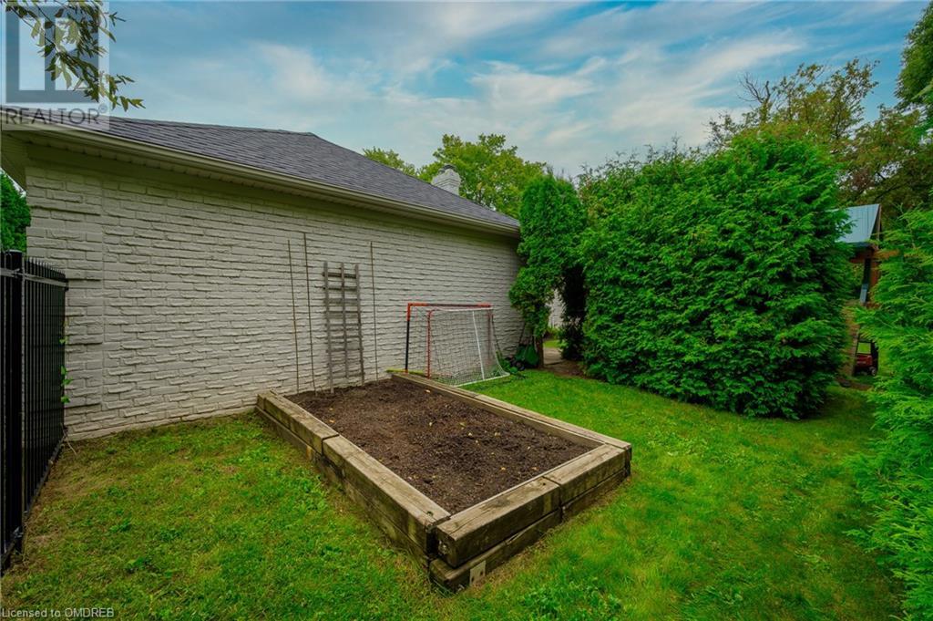 360 North Shore Boulevard E, Burlington, Ontario  L7T 1W9 - Photo 37 - 40545253