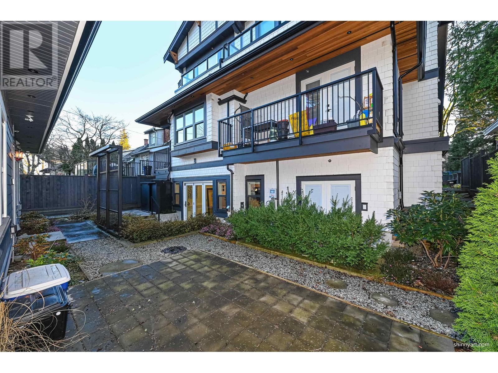 Listing Picture 25 of 29 : 3255 W KING EDWARD AVENUE, Vancouver / 溫哥華 - 魯藝地產 Yvonne Lu Group - MLS Medallion Club Member