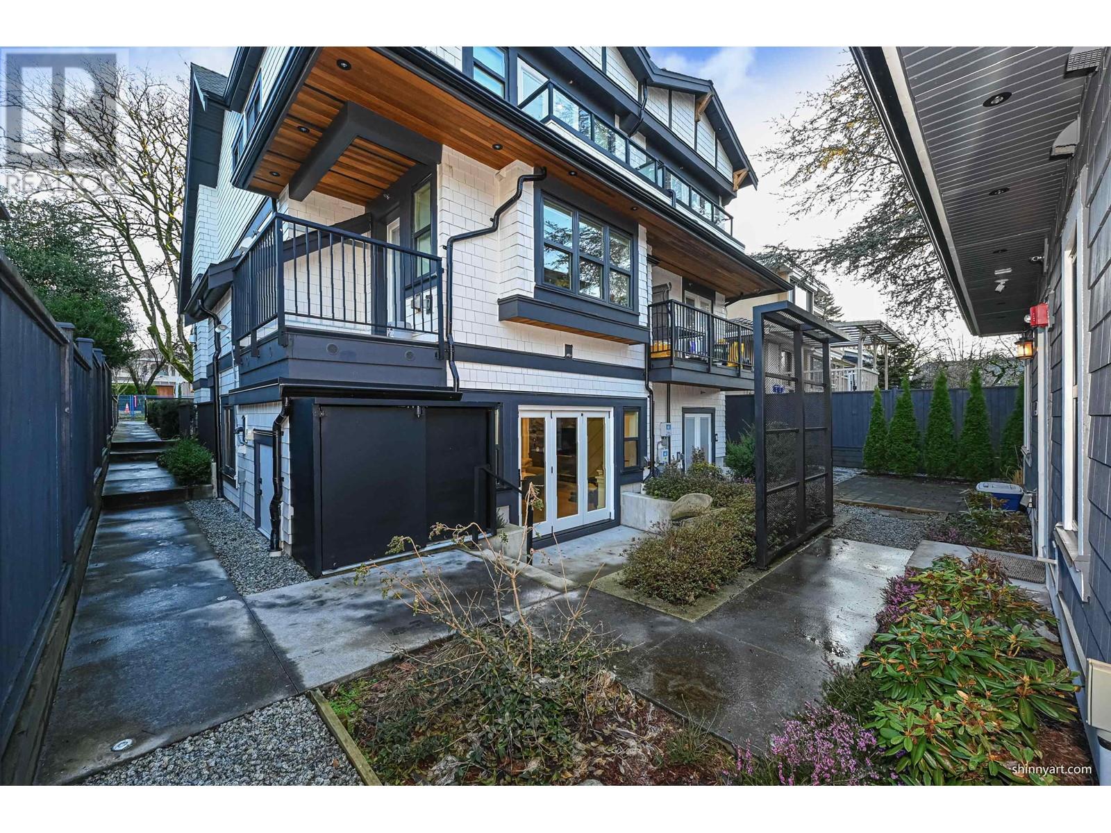 Listing Picture 27 of 29 : 3255 W KING EDWARD AVENUE, Vancouver / 溫哥華 - 魯藝地產 Yvonne Lu Group - MLS Medallion Club Member
