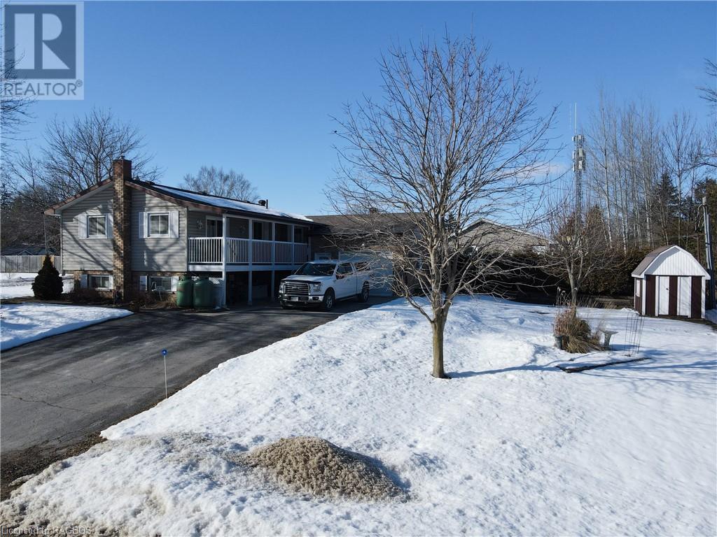 179 1 St Avenue N, Chesley, Ontario N0G 1L0 (26550523) Ron Hopper Real Estate Ltd. Brokerage