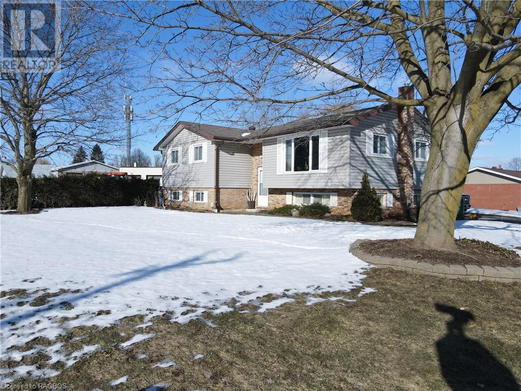 179 1 St Avenue N, Chesley, Ontario N0G 1L0 (26550523) Ron Hopper Real Estate Ltd. Brokerage