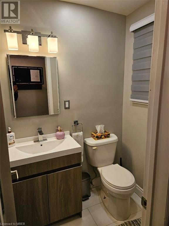 997 Wales Avenue, Mississauga, Ontario  L5E 1K6 - Photo 3 - 40535571