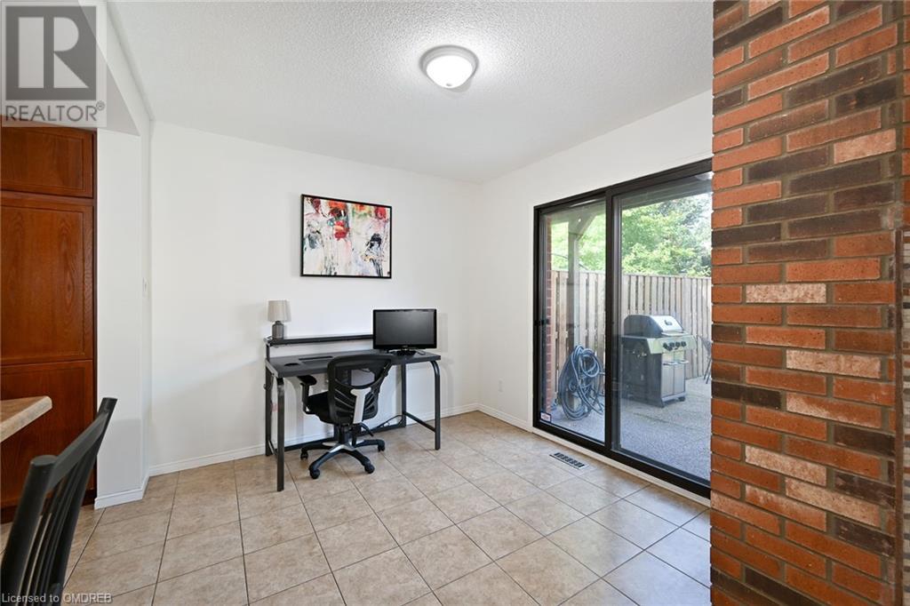 128 Edgewater Drive, Stoney Creek, Ontario  L8E 4Z3 - Photo 11 - 40545628