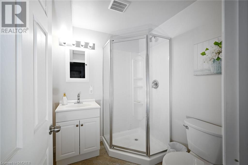 128 Edgewater Drive, Stoney Creek, Ontario  L8E 4Z3 - Photo 29 - 40545628