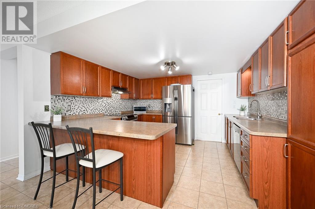 128 Edgewater Drive, Stoney Creek, Ontario  L8E 4Z3 - Photo 8 - 40545628