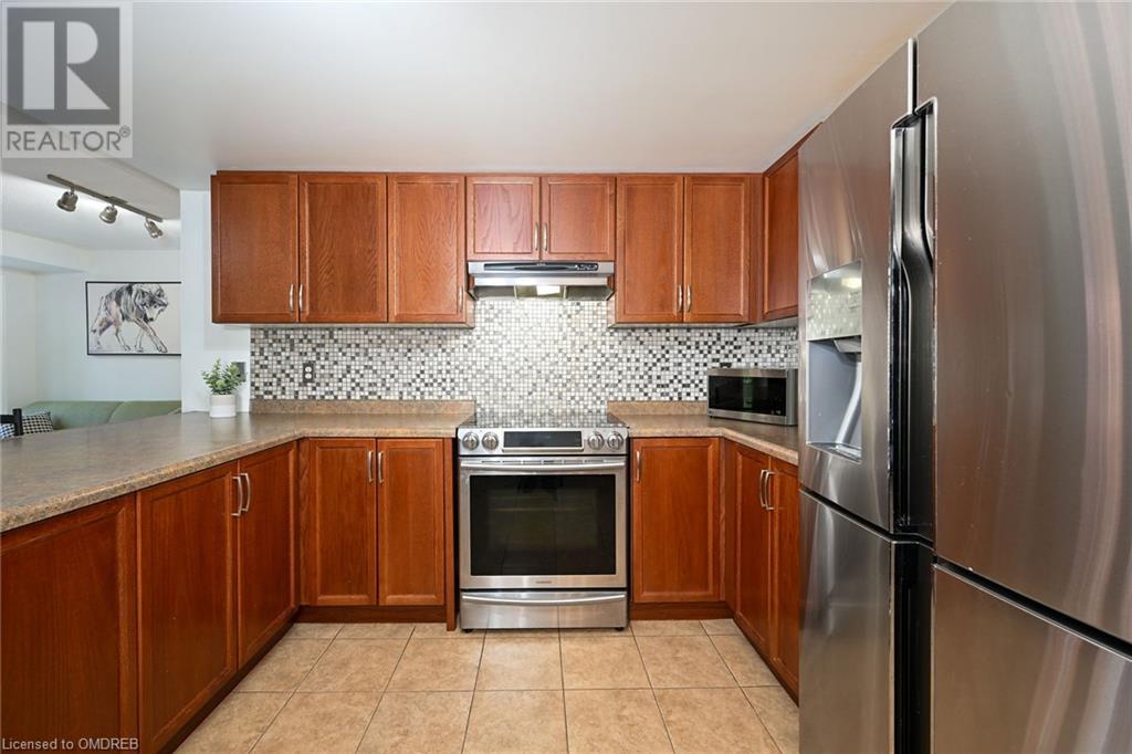 128 Edgewater Drive, Stoney Creek, Ontario  L8E 4Z3 - Photo 9 - 40545628