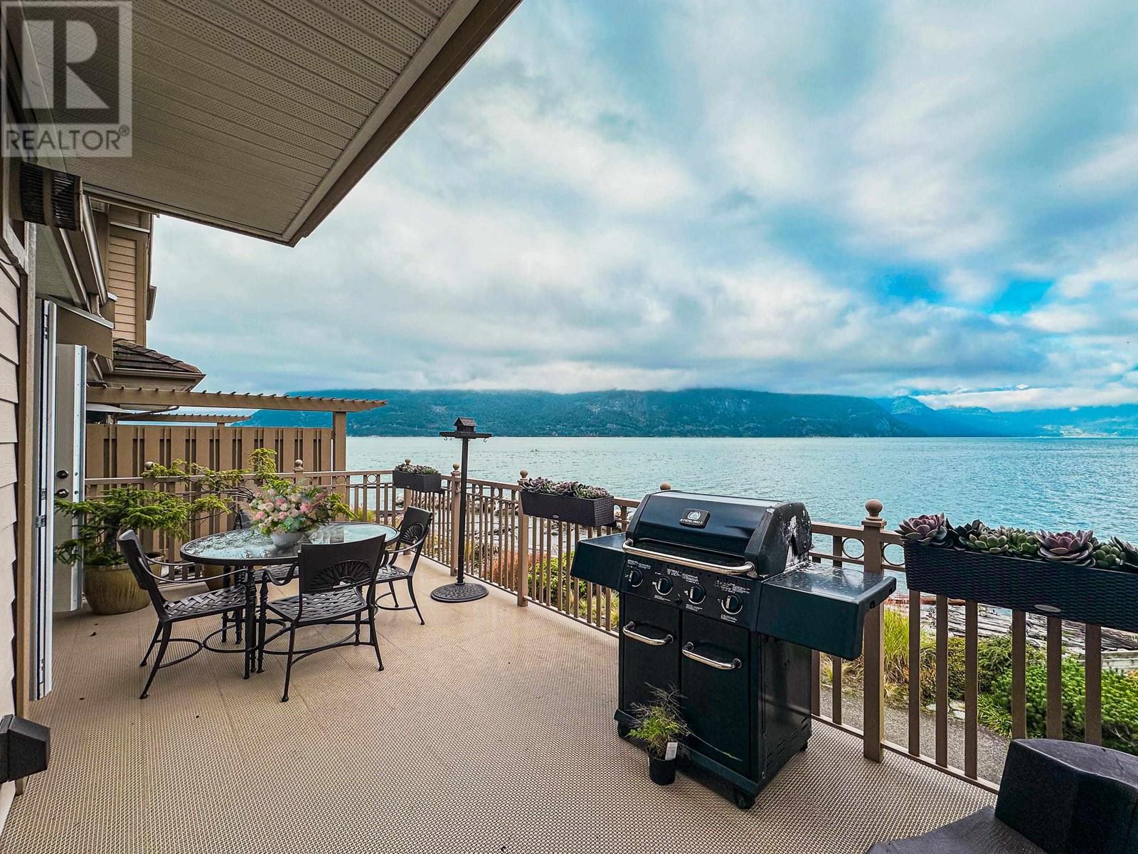 5 Beach Drive, Furry Creek, British Columbia  V0N 3Z1 - Photo 15 - R2852999