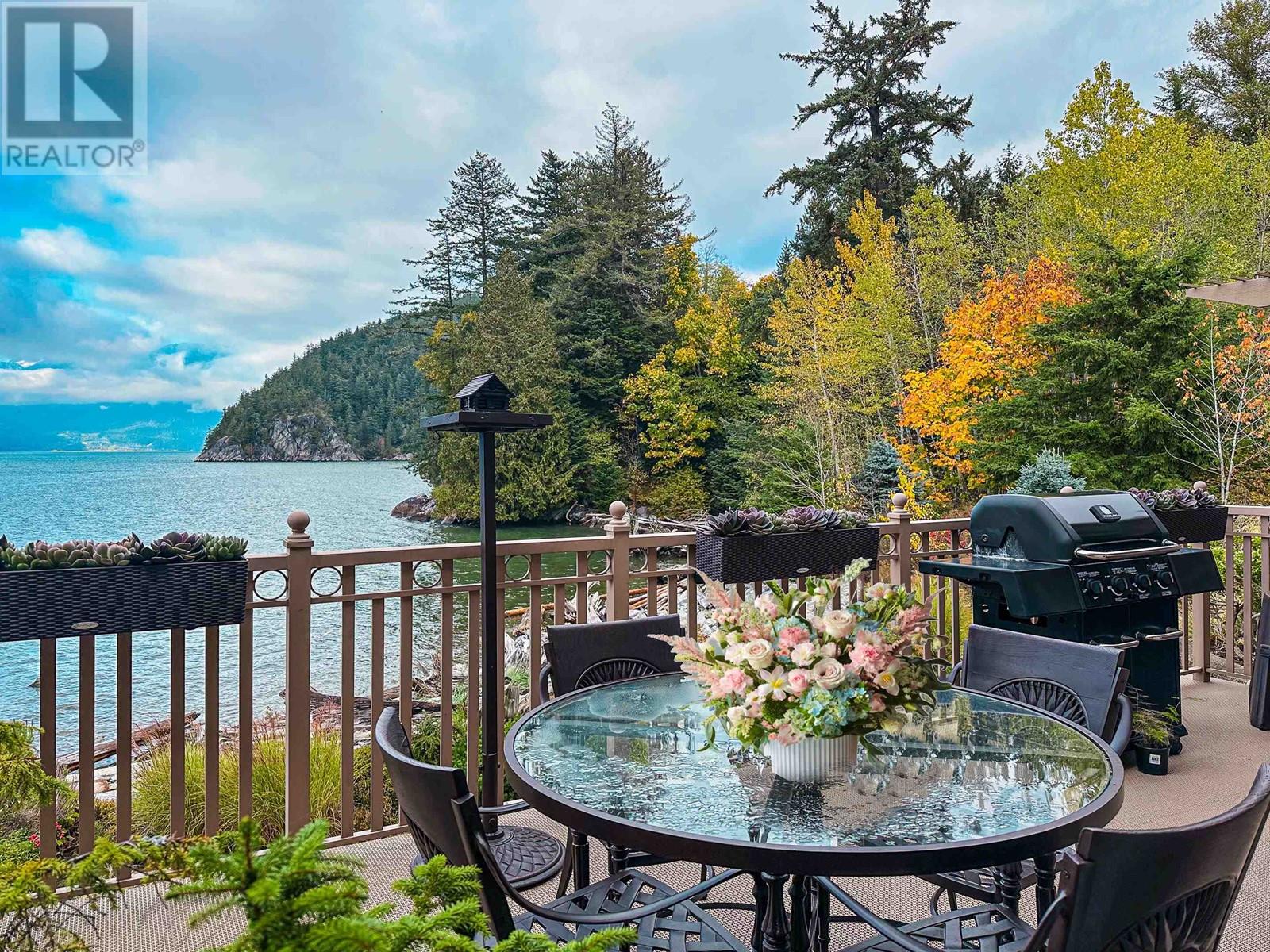 5 Beach Drive, Furry Creek, British Columbia  V0N 3Z1 - Photo 16 - R2852999