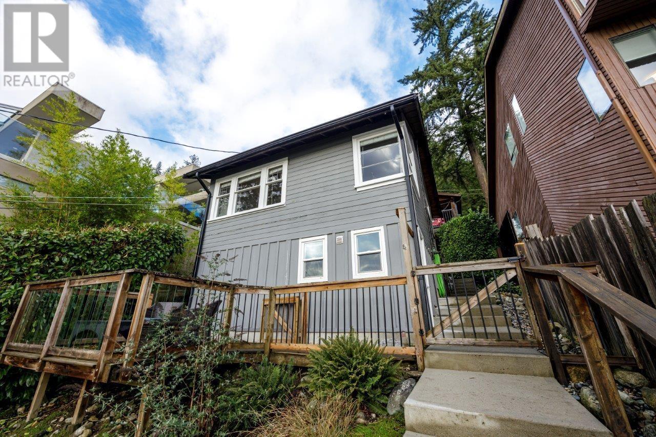 2730 Panorama Drive, North Vancouver, British Columbia  V7G 1V6 - Photo 30 - R2852982