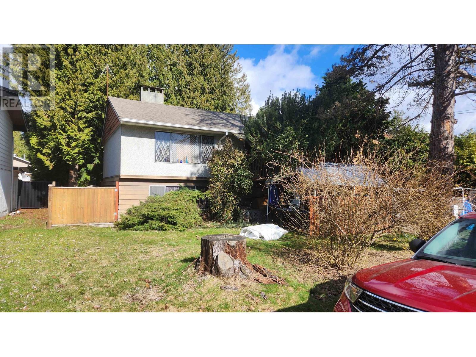 1781 Morgan Avenue, Port Coquitlam, British Columbia  V3C 1J6 - Photo 2 - R2853064