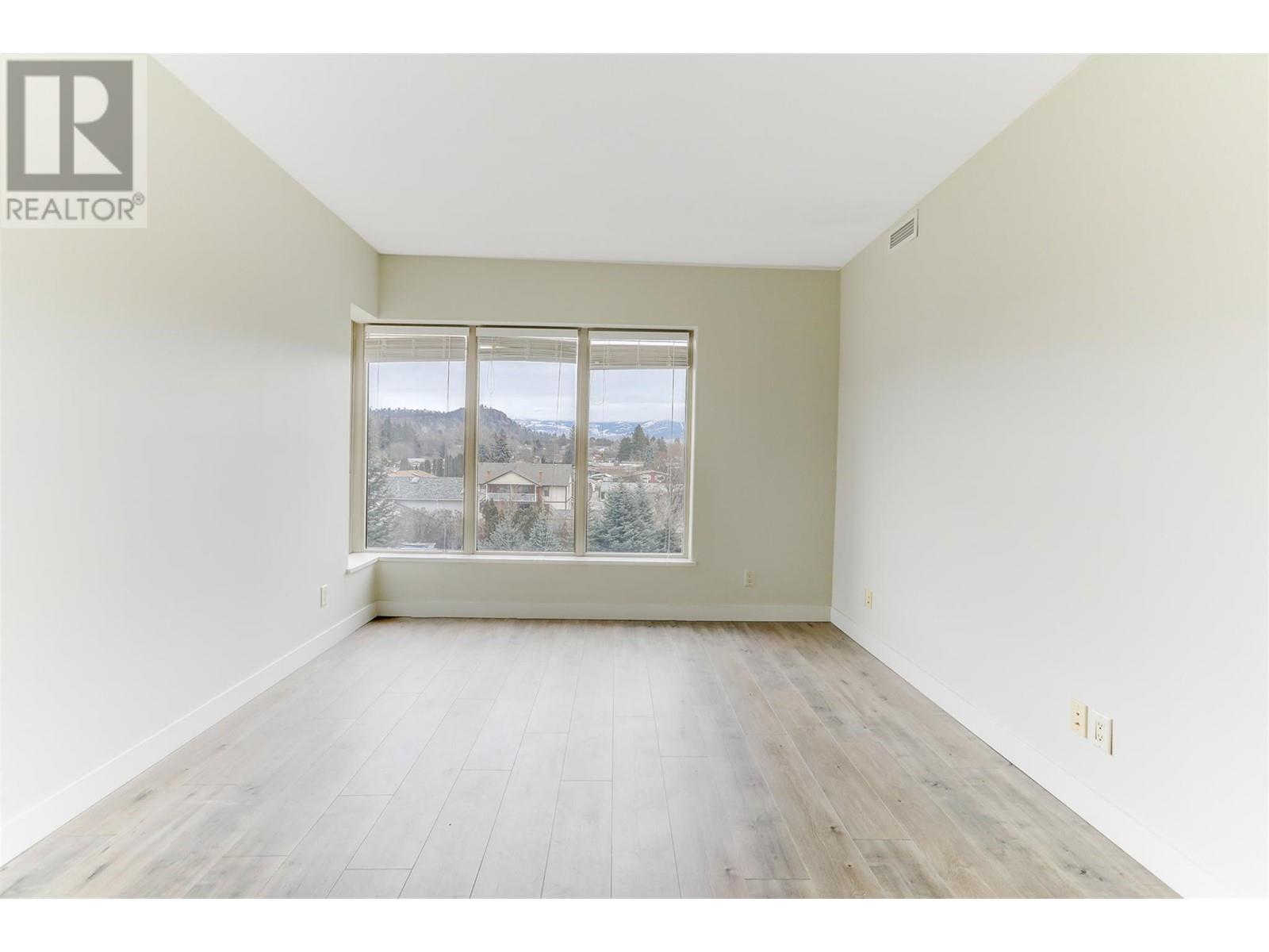 1160 Bernard Avenue Unit# 304 Kelowna