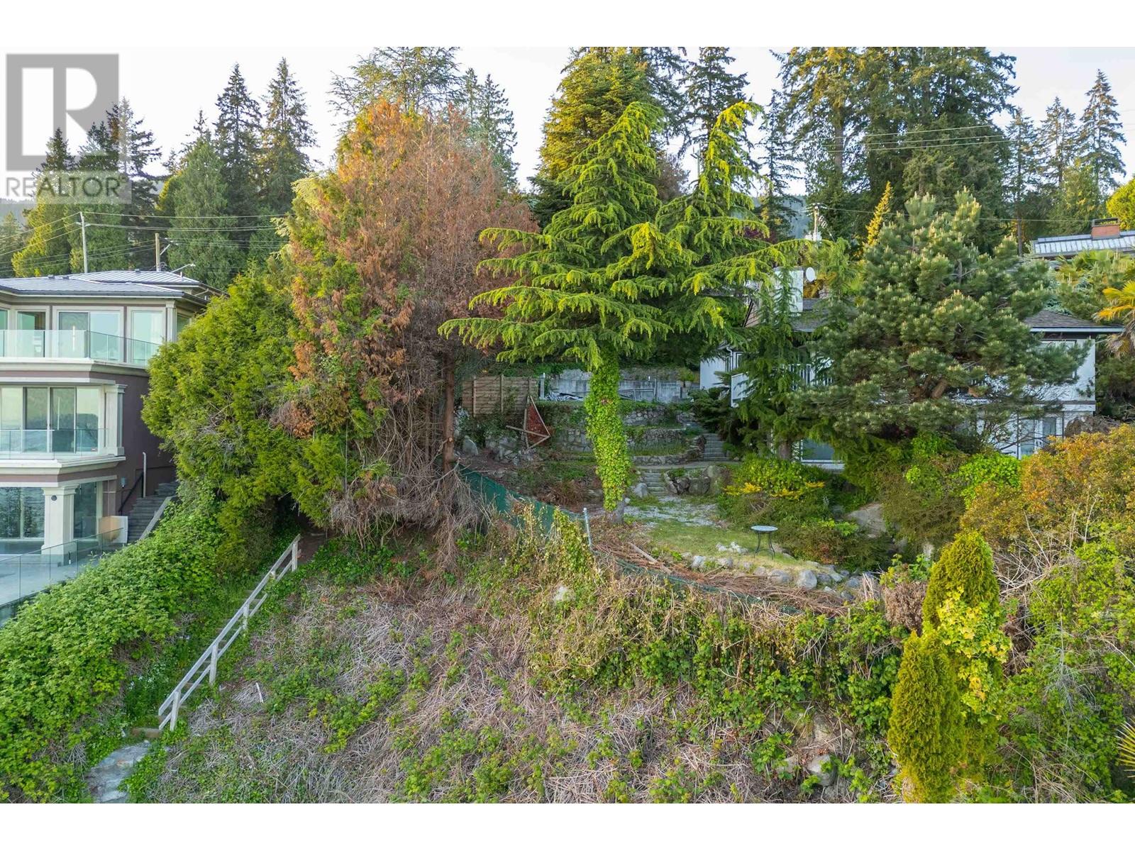 3000 Park Lane, West Vancouver, British Columbia  V7V 1E9 - Photo 25 - R2846608