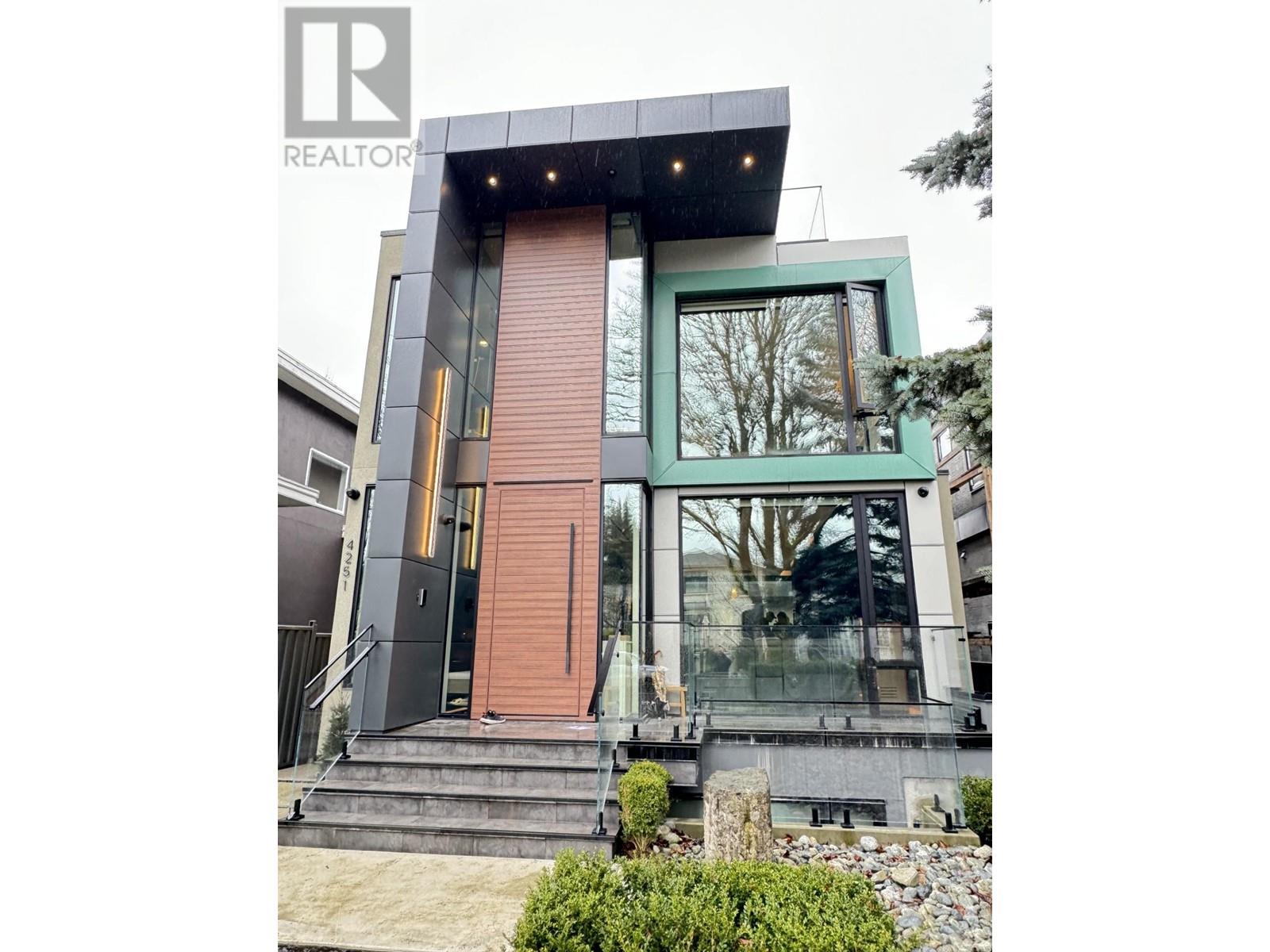 4247 W 15th Avenue, Vancouver, British Columbia  V6R 3A7 - Photo 2 - R2853229