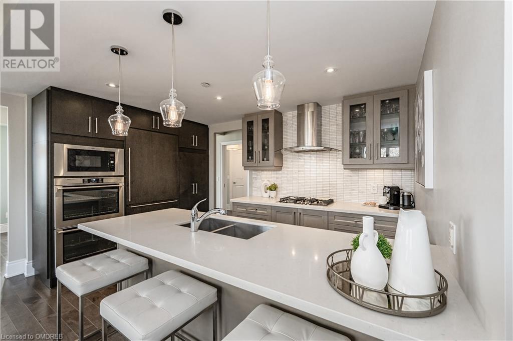 3500 Lakeshore Road W Unit# 203, Oakville, Ontario  L6L 0B4 - Photo 8 - 40544821