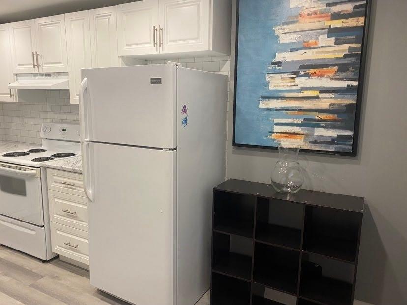 2097 Mountain Grove Avenue, Unit #b, Burlington, Ontario  L7P 2H8 - Photo 3 - H4186277