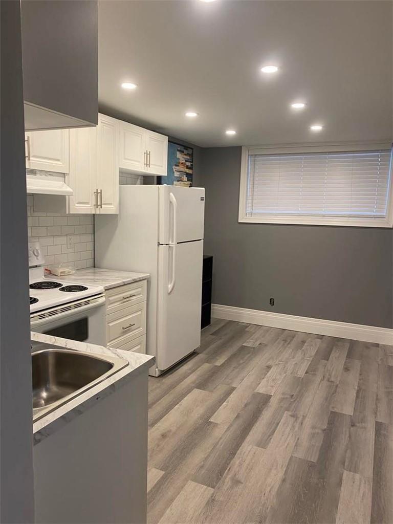 2097 Mountain Grove Avenue, Unit #b, Burlington, Ontario  L7P 2H8 - Photo 4 - H4186277