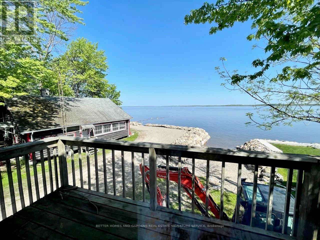 264 Robins Point Rd, Tay, Ontario  L0K 2A0 - Photo 17 - S8095838