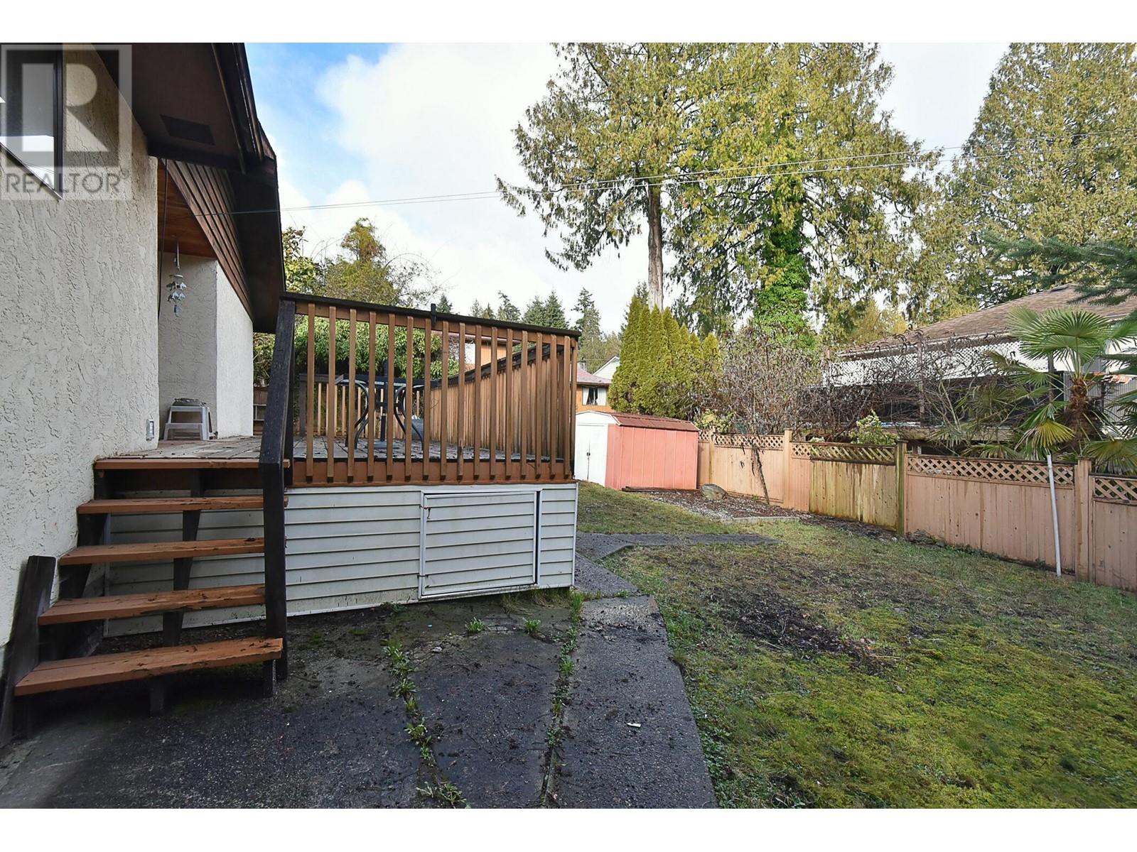 760 Brookside Place, Gibsons, British Columbia  V0N 1V9 - Photo 18 - R2853310