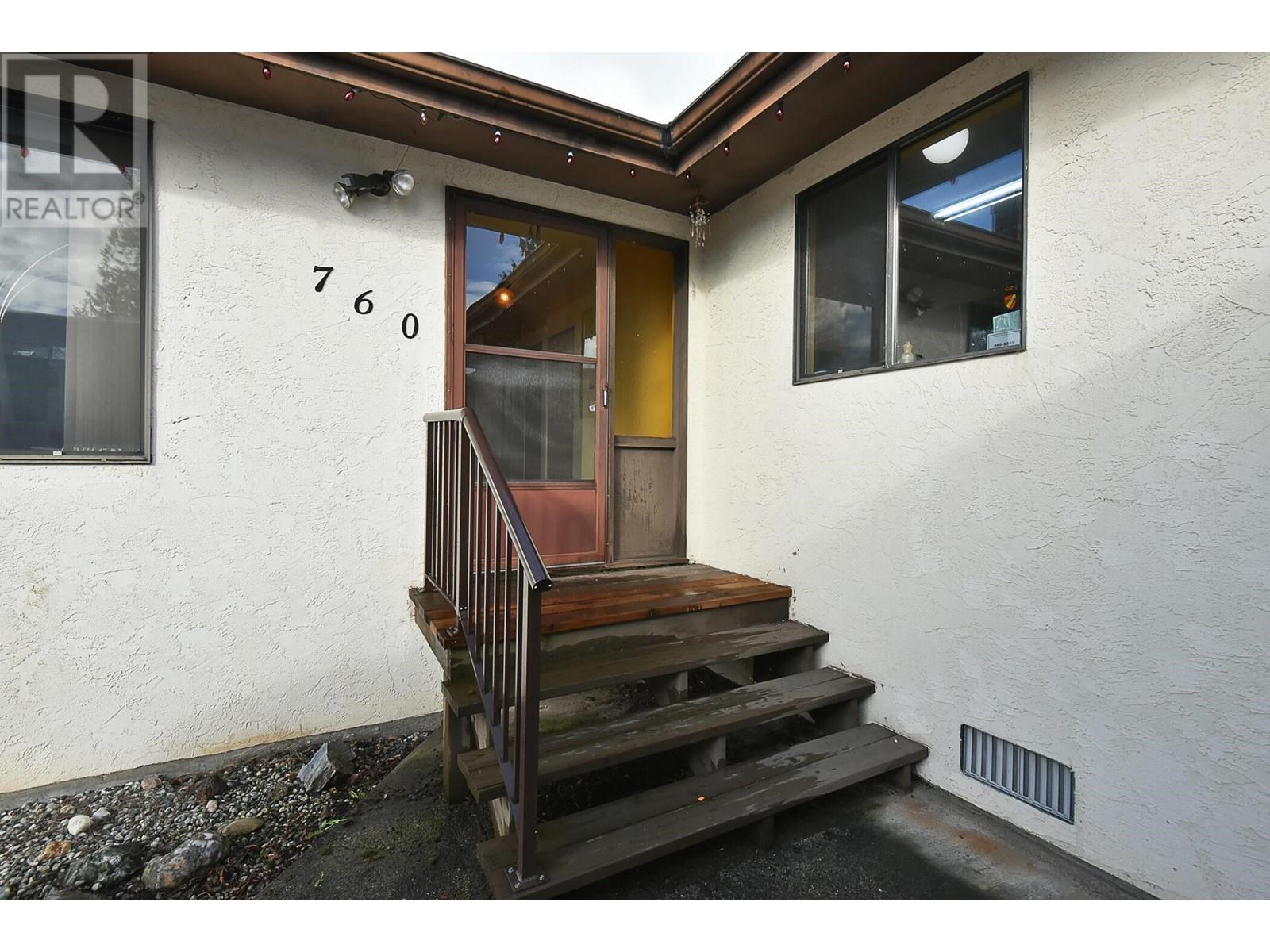 760 Brookside Place, Gibsons, British Columbia  V0N 1V9 - Photo 23 - R2853310