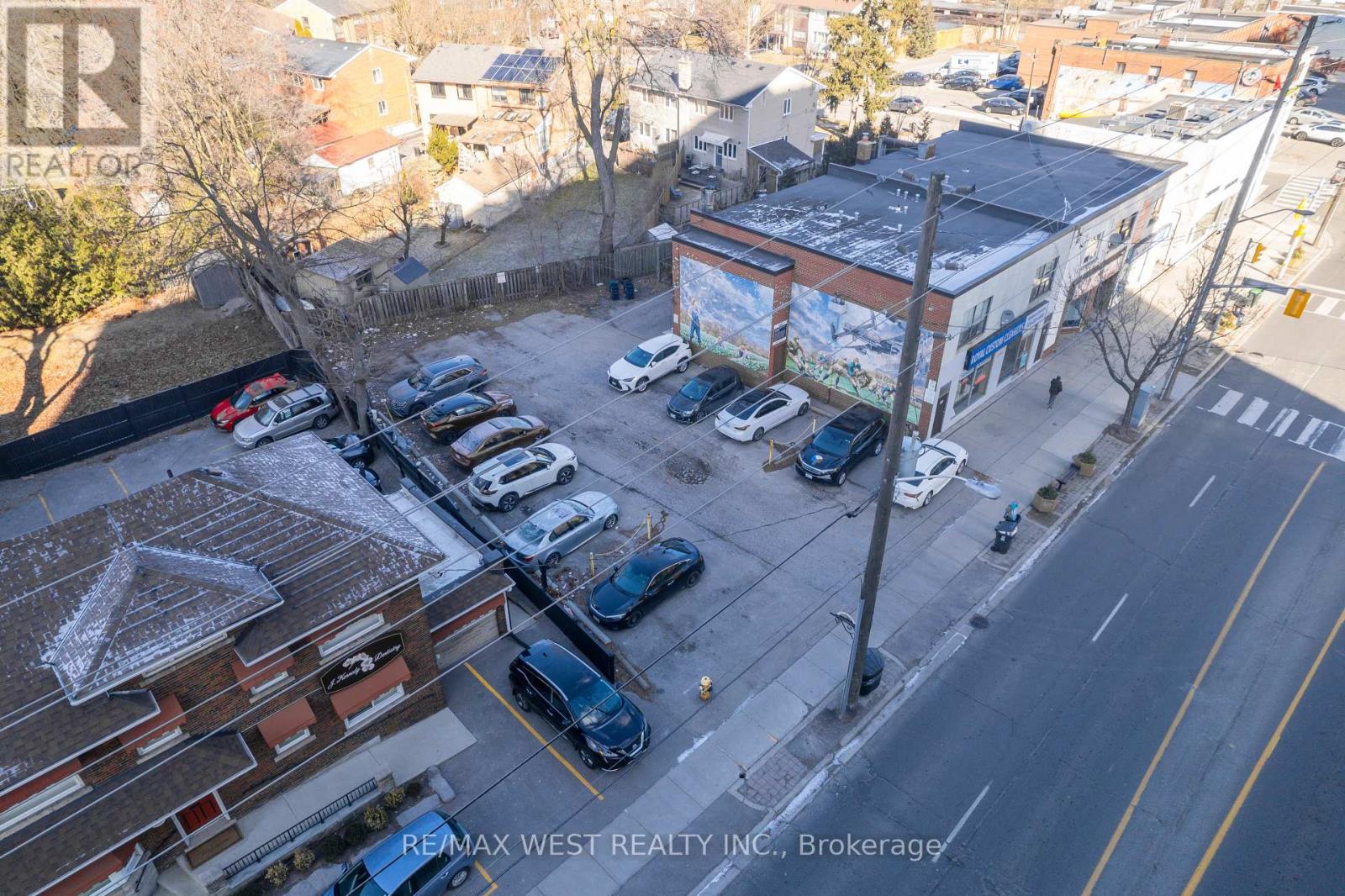 4990 Dundas St W, Toronto, Ontario  M9A 1B8 - Photo 5 - W8096218