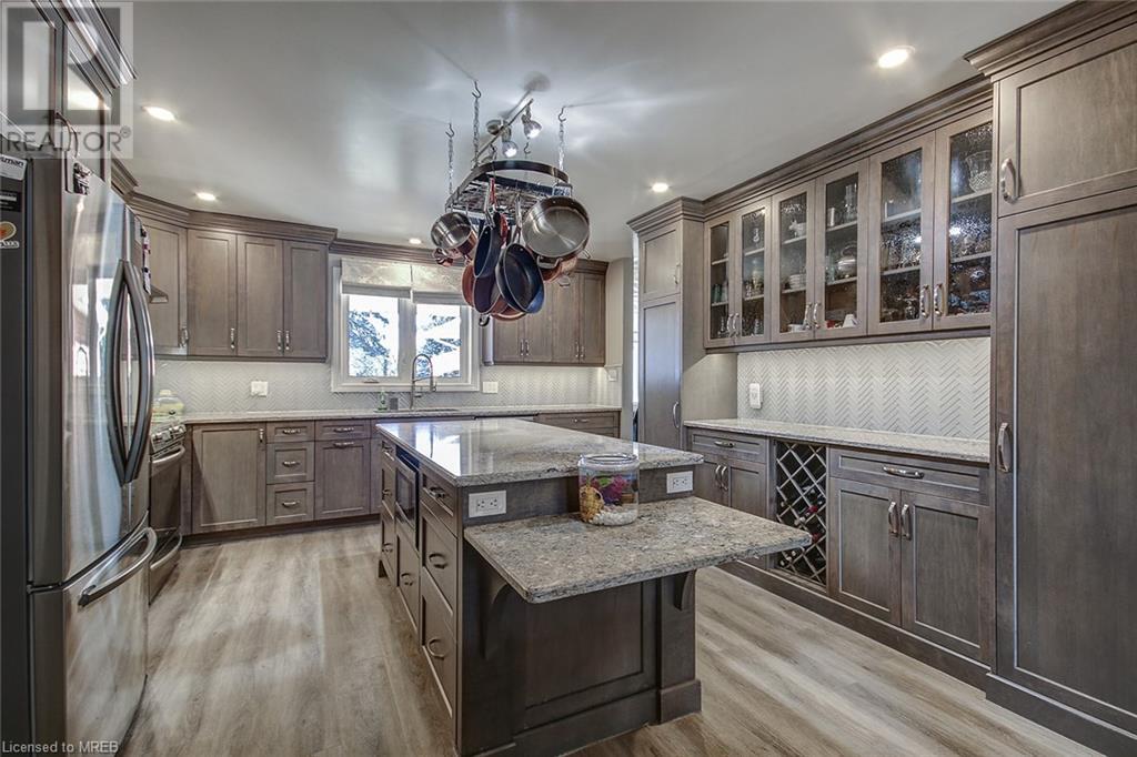 463 Mornington Street, Stratford, Ontario  N5A 5G8 - Photo 6 - 40546196