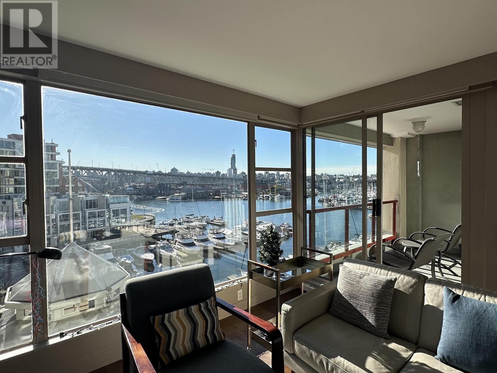 402 1008 Beach Avenue, Vancouver, British Columbia  V6E 1T7 - Photo 1 - R2853376