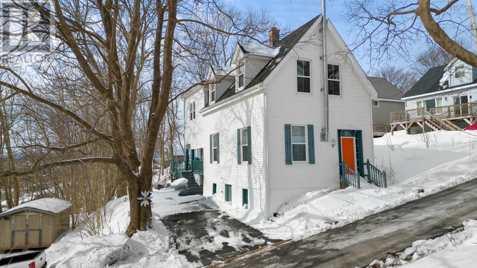 15 James Street, Pictou, Nova Scotia  B0K 1H0 - Photo 1 - 202403482