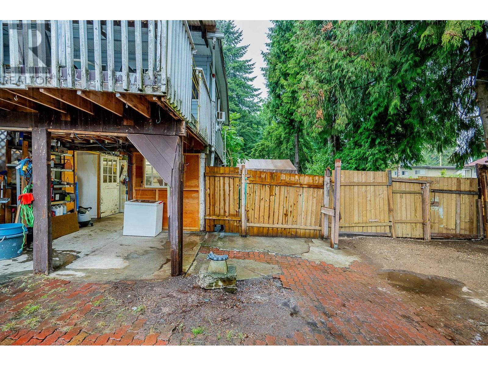 2127 Central Avenue, Port Coquitlam, British Columbia  V3C 1V4 - Photo 38 - R2853418