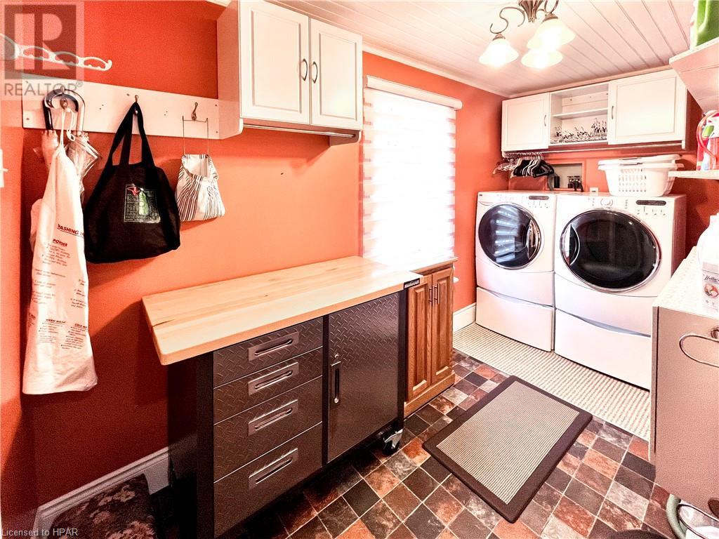 35541 Huron Road, Goderich, Ontario  N7A 3X8 - Photo 6 - 40546062