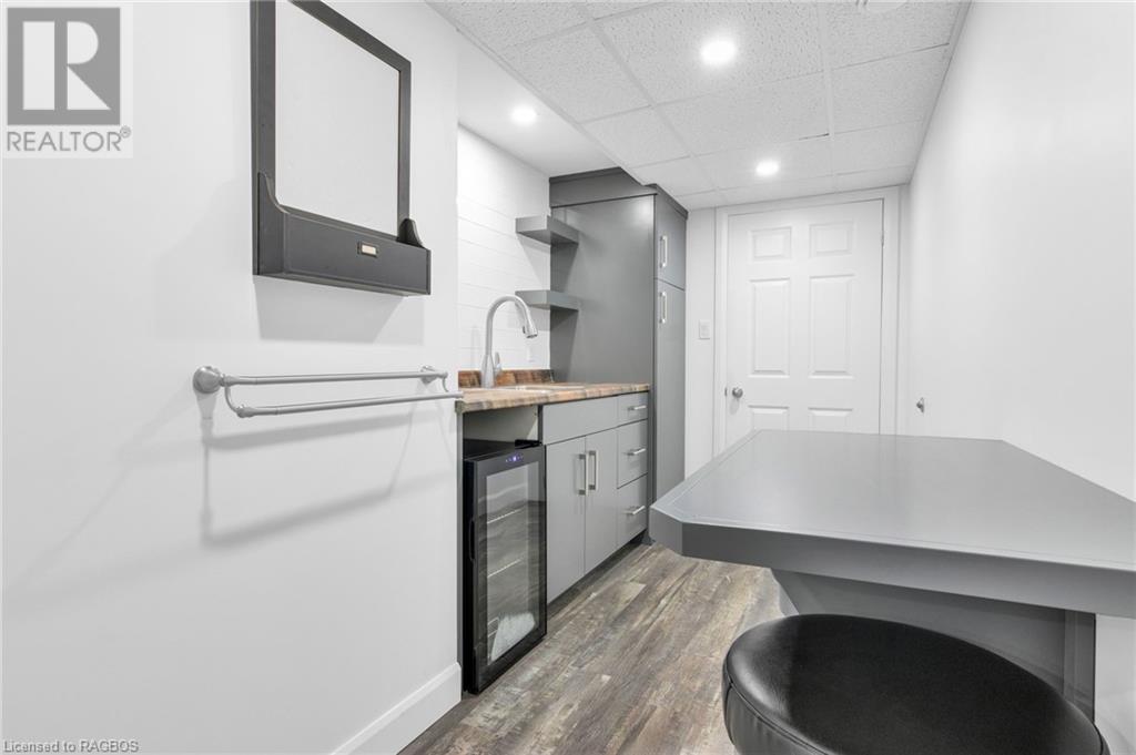 399 10th Street, Hanover, Ontario  N4N 1P7 - Photo 11 - 40544965