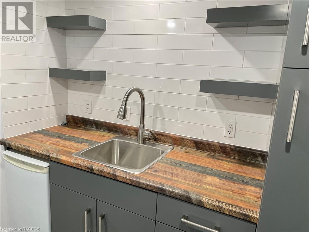 399 10th Street, Hanover, Ontario  N4N 1P7 - Photo 18 - 40544965