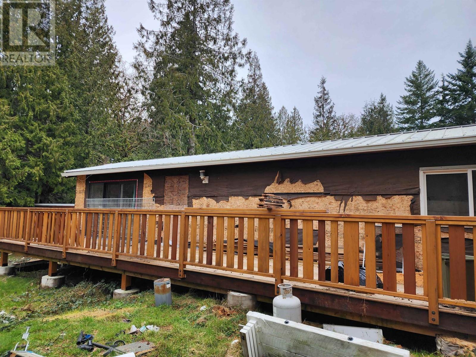 4517 Rondeview Road, Pender Harbour, British Columbia  V0N 2H1 - Photo 8 - R2832054
