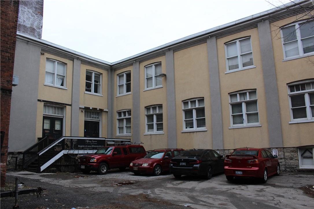 12 Walnut Street S, Hamilton, Ontario  L8N 2K7 - Photo 2 - H4186480