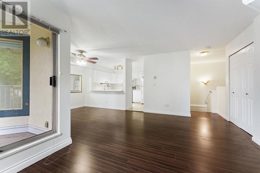 39 7520 18th Street, Burnaby, British Columbia  V3N 4X7 - Photo 4 - R2853574